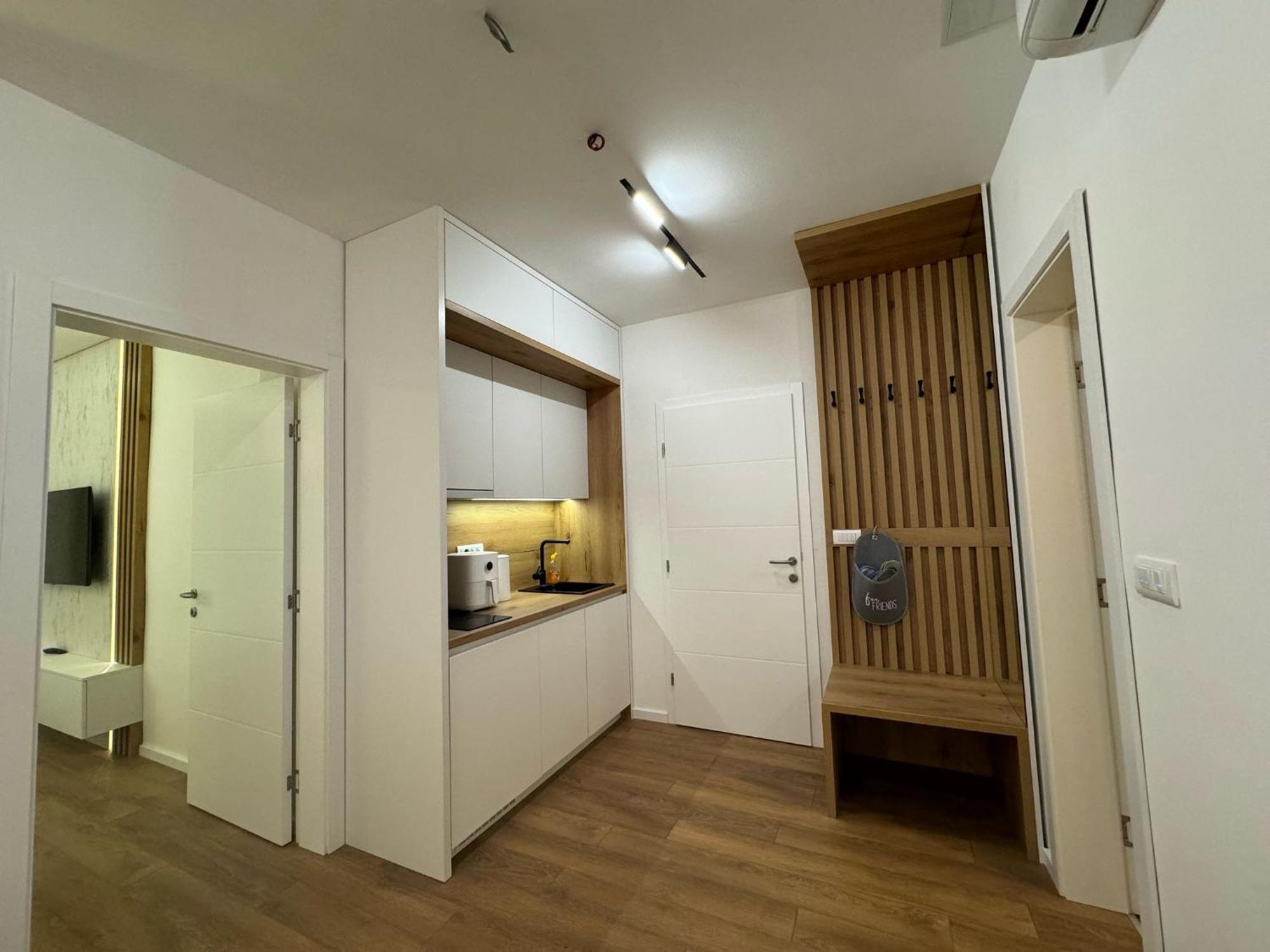 Mona Luxury Apartments - Free Garage Parking Sarajevo Luaran gambar